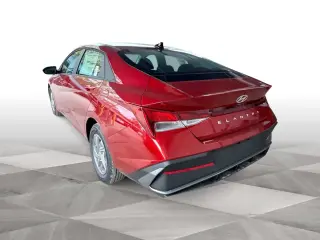Hyundai ELANTRA 2026 SE 4 puertas Sedan