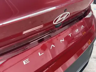 Hyundai ELANTRA 2026 SE 4 puertas Sedan