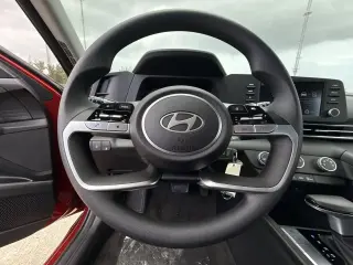 Hyundai ELANTRA 2025 SE 4 puertas Sedan