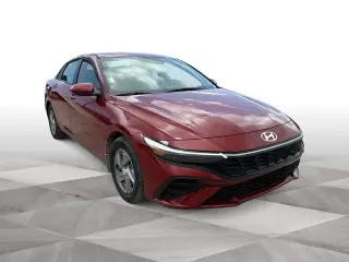 Hyundai ELANTRA 2025 SE 4 puertas Sedan
