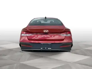 Hyundai ELANTRA 2025 SE 4 puertas Sedan