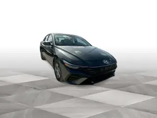 Hyundai ELANTRA 2025 SE 4 puertas Sedan