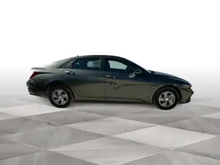 Hyundai ELANTRA 2025 SE 4 puertas Sedan