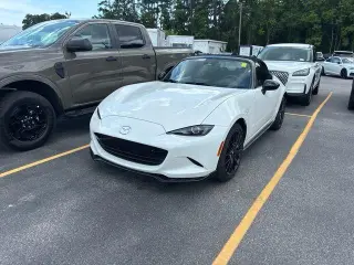 Mazda MX-5 Miata 2025 Club 2 puertas Convertible