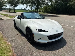 Mazda MX-5 Miata 2025 Club 2 puertas Convertible