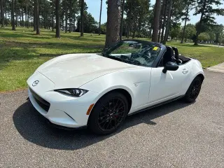 Mazda MX-5 Miata 2025 Club 2 puertas Convertible