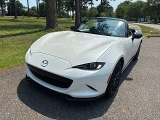 Mazda MX-5 Miata 2025 Club 2 puertas Convertible
