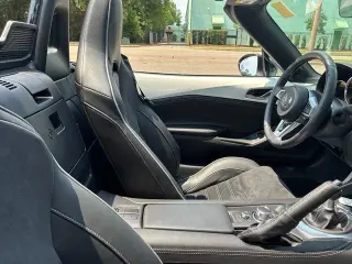 Mazda MX-5 Miata 2025 Club 2 puertas Convertible