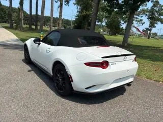 Mazda MX-5 Miata 2025 Club 2 puertas Convertible