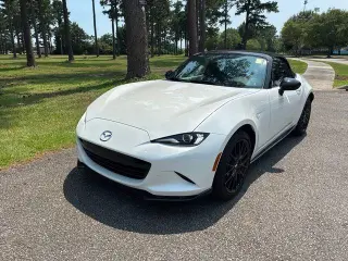 Mazda MX-5 Miata 2025 Club 2 puertas Convertible