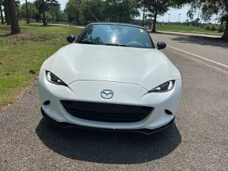 Mazda MX-5 Miata 2025 Club 2 puertas Convertible