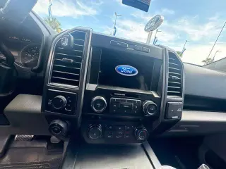 Ford F-150 2020 4x4 XLT 4 puertas SuperCrew 5.5 pies. SB