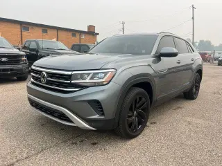 Volkswagen Atlas Cross Sport 2022 AWD SE 4Motion 4 puertas SUV con Tecnología