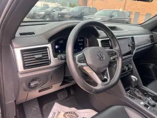 Volkswagen Atlas Cross Sport 2022 AWD SE 4Motion 4 puertas SUV con Tecnología