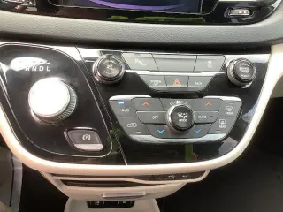 Chrysler Pacifica 2017 Touring-L 4 puertas Minivan
