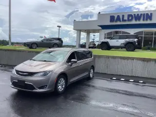 Chrysler Pacifica 2017 Touring-L 4 puertas Minivan