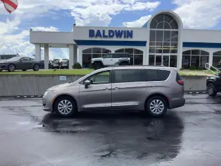 Chrysler Pacifica 2017 Touring-L 4 puertas Minivan