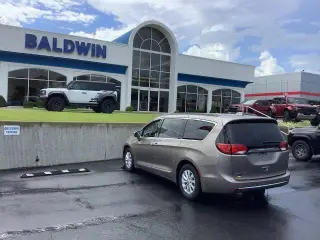 Chrysler Pacifica 2017 Touring-L 4 puertas Minivan