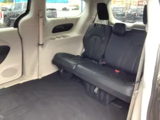 Chrysler Pacifica 2017 Touring-L 4 puertas Minivan