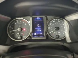 Toyota Tacoma 2023 4x4 SR5 V6 4 puertas Double Cab 5.0 pies SB