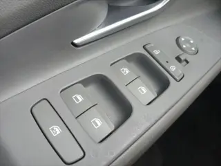 Hyundai ELANTRA 2022 SEL 4 puertas Sedan