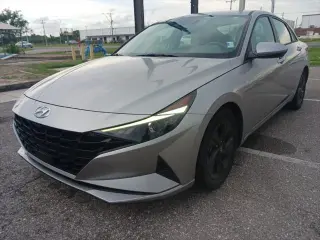 Hyundai ELANTRA 2022 SEL 4 puertas Sedan