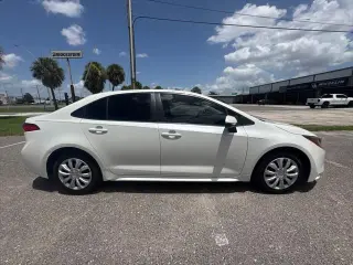 Toyota Corolla 2020 LE 4 puertas Sedan