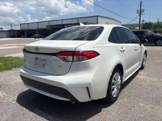Toyota Corolla 2020 LE 4 puertas Sedan