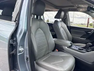 Toyota Highlander 2021 XLE 4 puertas SUV
