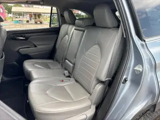 Toyota Highlander 2021 XLE 4 puertas SUV