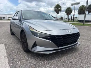 Hyundai ELANTRA 2021 SEL 4 puertas Sedan