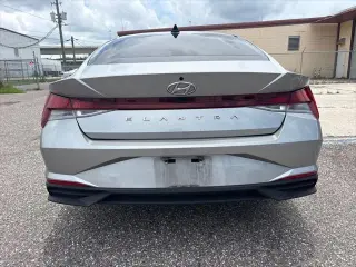 Hyundai ELANTRA 2021 SEL 4 puertas Sedan
