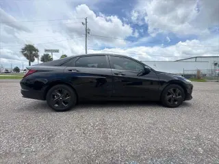 Hyundai ELANTRA 2021 SEL 4 puertas Sedan