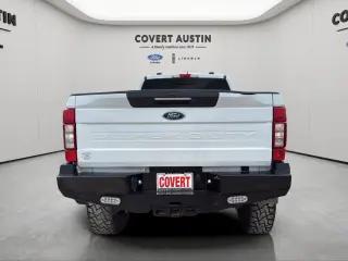 Ford F-250 Super Duty 2022 4x4 Lariat 4 puertas Cabina Crew 6.8 pies. SB Pickup