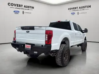 Ford F-250 Super Duty 2022 4x4 Lariat 4 puertas Cabina Crew 6.8 pies. SB Pickup