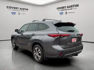 Toyota Highlander 2023 AWD L 4dr SUV