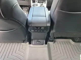 Toyota Highlander 2023 AWD L 4dr SUV