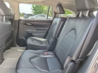 Toyota Highlander 2023 AWD L 4dr SUV