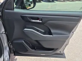 Toyota Highlander 2023 AWD L 4dr SUV