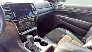 Jeep Grand Cherokee 2019 4x4 Laredo 4 puertas SUV