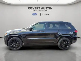 Jeep Grand Cherokee 2019 4x4 Laredo 4 puertas SUV