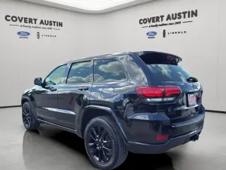 Jeep Grand Cherokee 2019 4x4 Laredo 4 puertas SUV