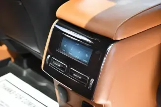 Lincoln Aviator Black Label