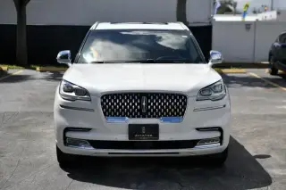 Lincoln Aviator Black Label