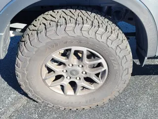 Ford Ranger 2024 4x4 XLT 4 puertas SuperCrew 5.0 pies SB