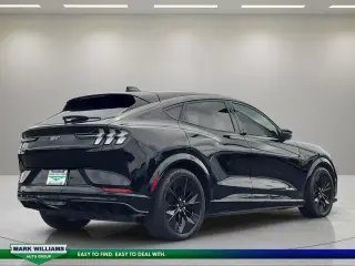 Ford Mustang Mach-E 2025 AWD GT 4 puertas SUV