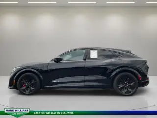 Ford Mustang Mach-E 2025 AWD GT 4 puertas SUV