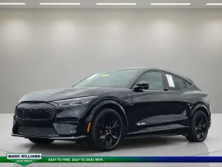 Ford Mustang Mach-E 2025 AWD GT 4 puertas SUV
