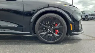 Ford Mustang Mach-E 2025 AWD GT 4 puertas SUV