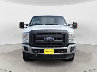 Ford F-350 Super Duty 2015 4x4 XL Cabina Regular 2 puertas 141 pulg. WB DRW Chasis